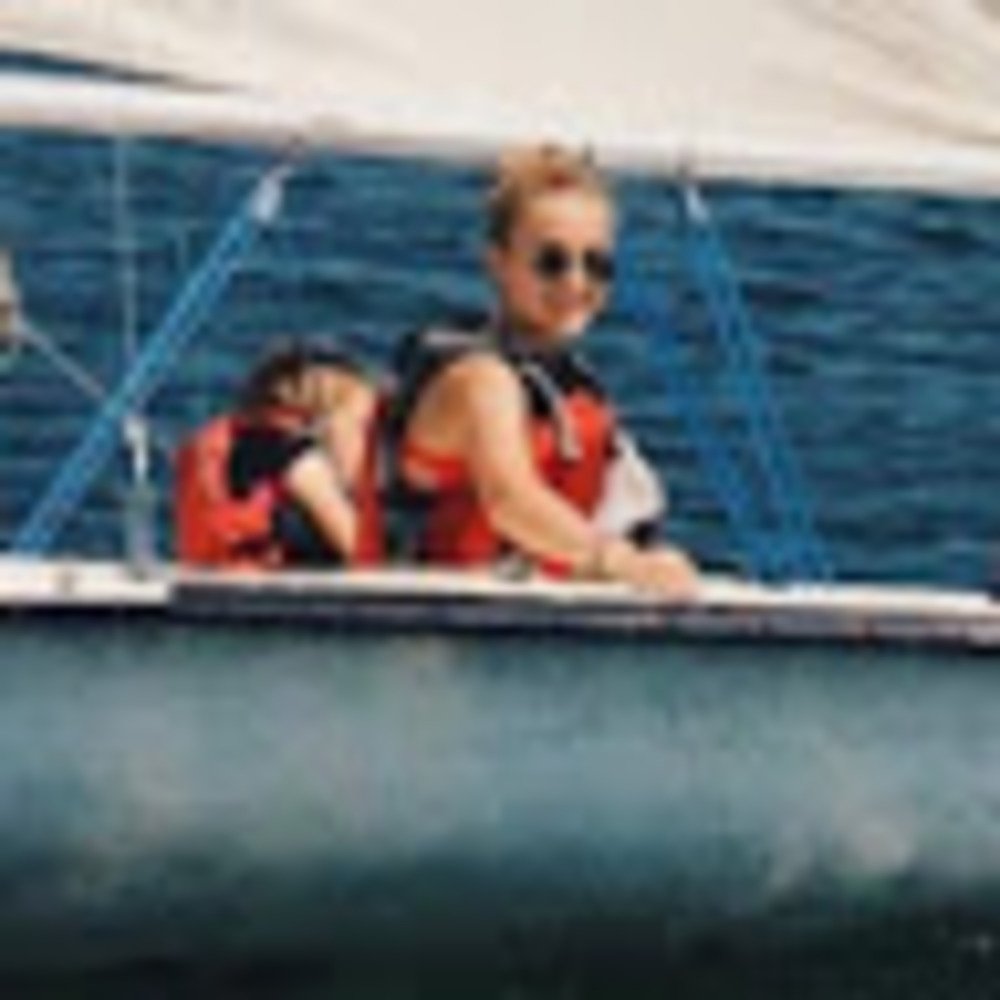 Meet your Posher, Emma